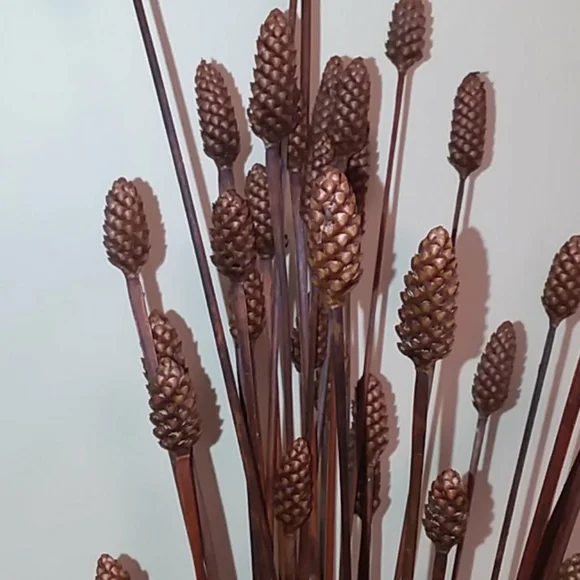 Dried Floral Home Decorating - Picture 1 of 5